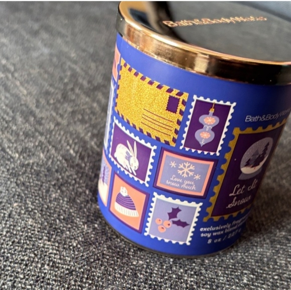 Bath & Body Works Let It Snow Candle - Purple - Picture 3 of 8